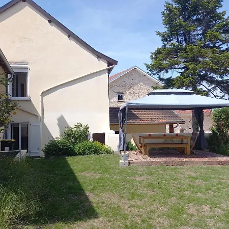 Des Pleiades 3* Villemoirieu