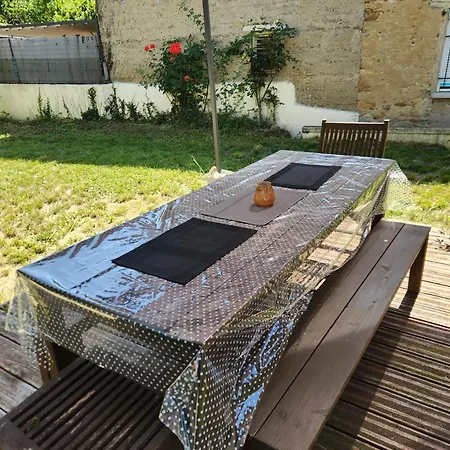 Des Pleiades Bed & Breakfast Villemoirieu